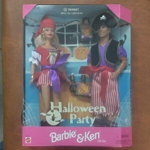 1996 Barbie & Ken Halloween Party Pirate Set